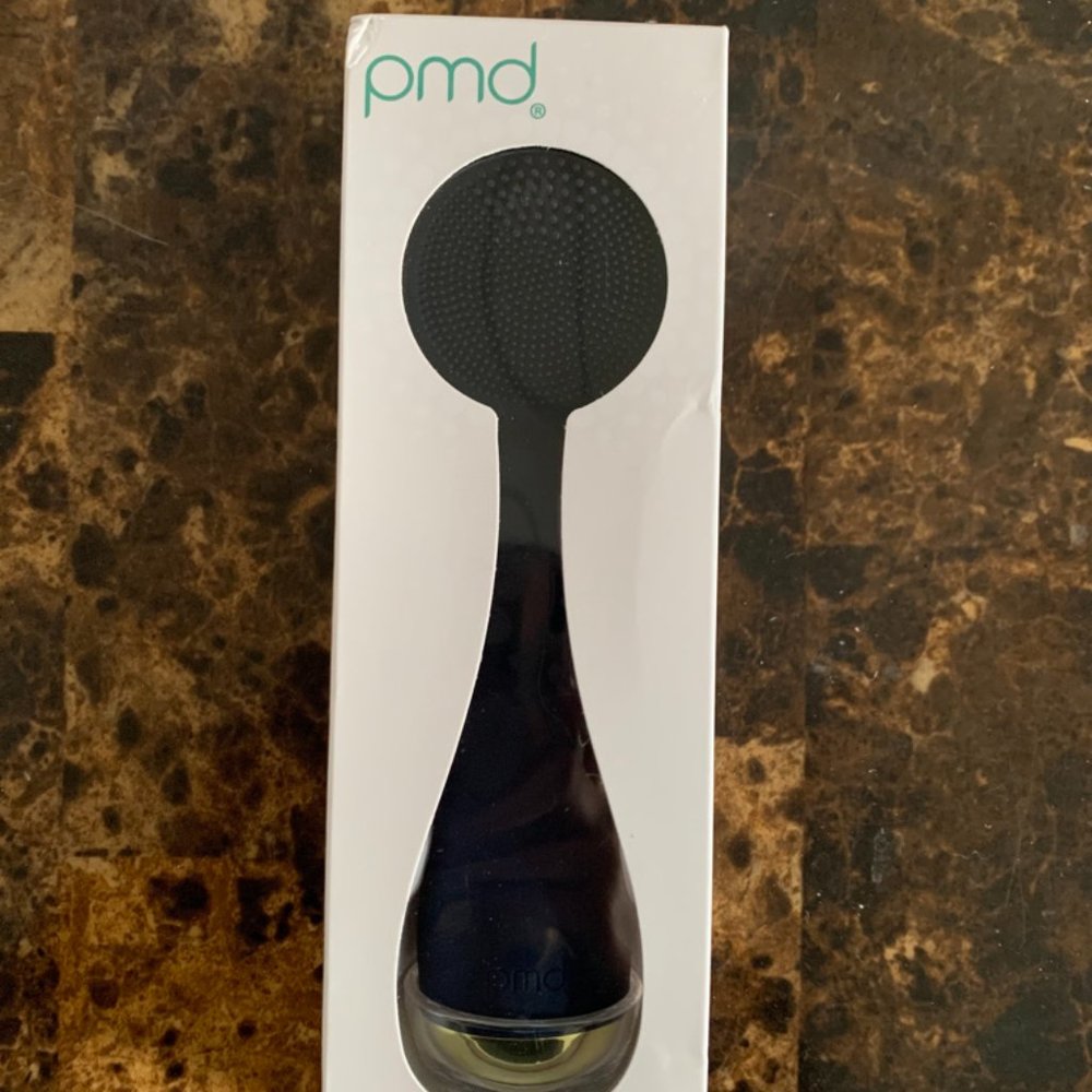 PMD Clean Smart Facial Cleansing Device